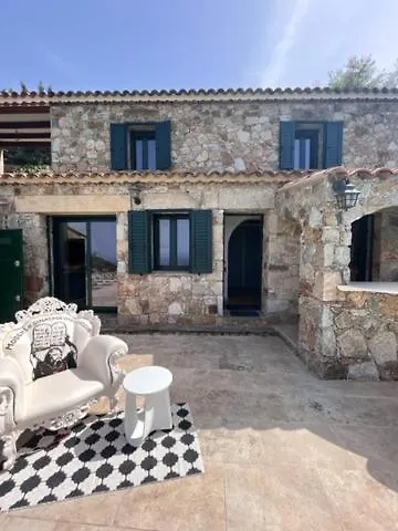 A Casa Di Furtunatu Apartmán *